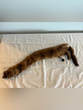 Real Mink Fur Collar Pelt Wrap with Head and Feet Pin Clip and Safety Chain Snap